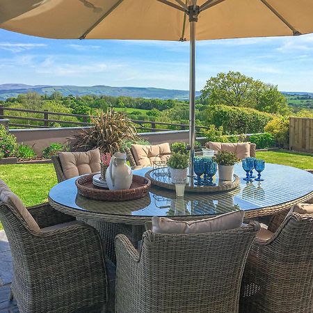Maes Y Bryn Farmhouse Llanwrda Екстер'єр фото